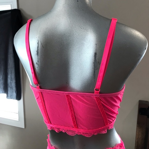 New Lingerie Set - Picture 11 of 13